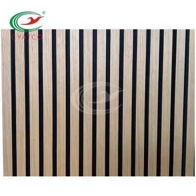 Akustyczne panele ścienne o wymiarach 2400 mm x 605 mm do wystroju wnętrza pochłaniającego dźwięk